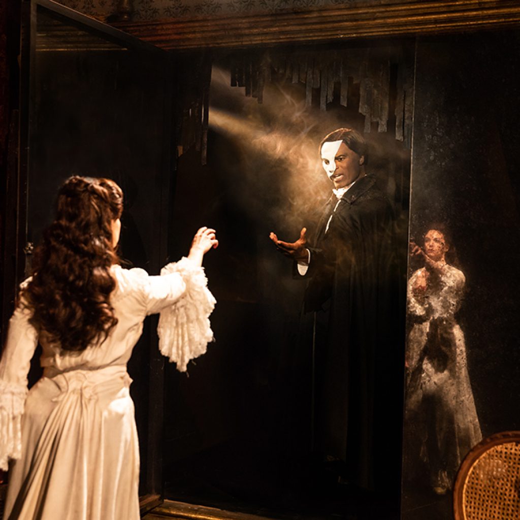 Emma Grimsley as ‘Christine Daaé’ and Derrick Davis as 'The Phantom'. Photo by Matthew Murphy.