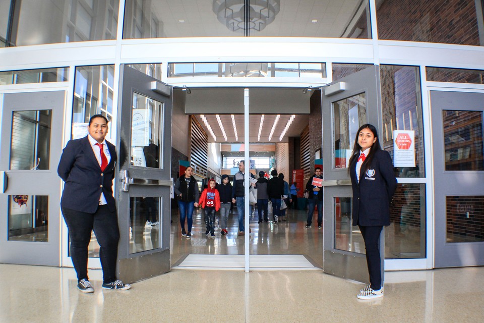 Discover Dallas ISD 2019 A District of Choice! Informate DFW